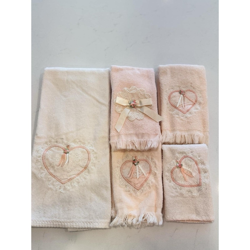 VTG Lot Hand Towels Washcloth Pinks Peach Lace‎ Embroidery Grandma Grannycore